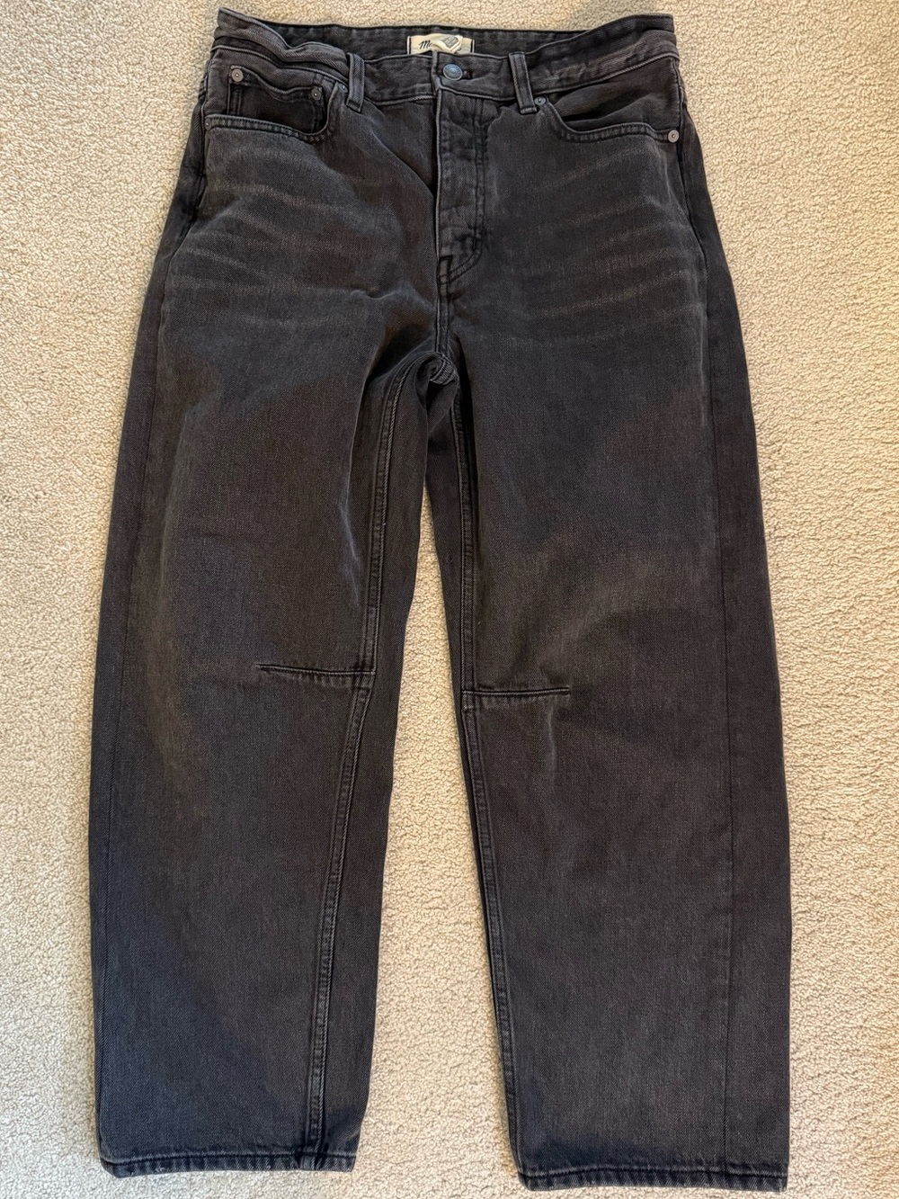 Madewell Women’s Darted Barrel-Leg Jean-Black Wash